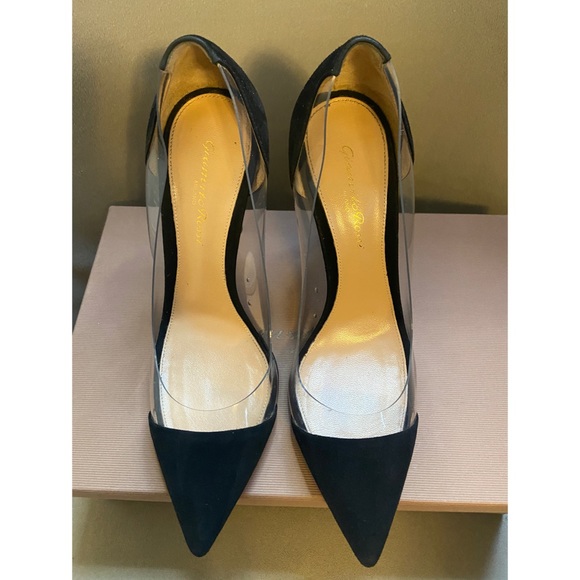 [SOLD] Gianvito Rossi Plexi Pumps - Picture 2 of 5